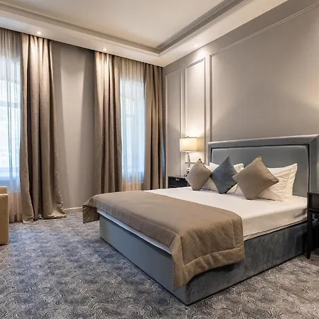 Dvoryansky Hotel