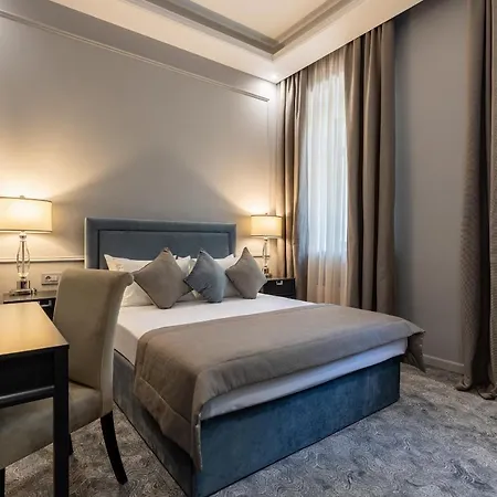 Dvoryansky Hotel 4*